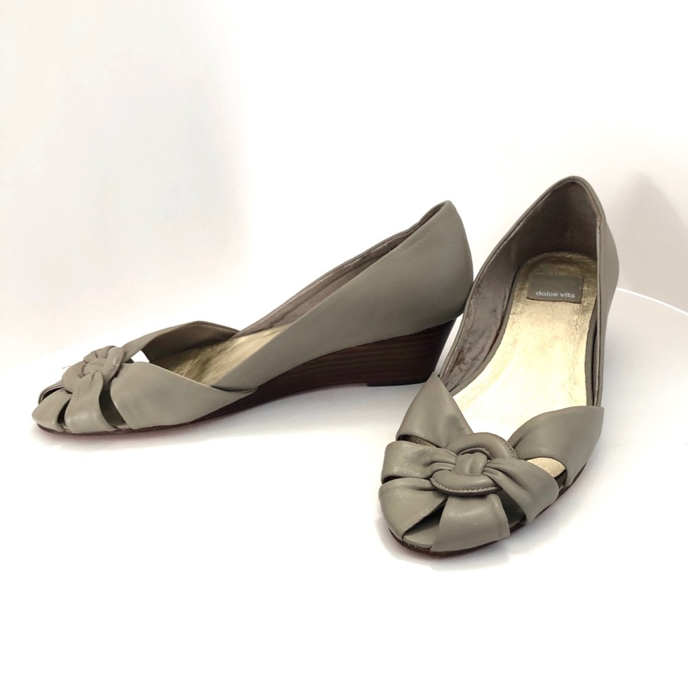 Dolce vita flats with 1-1.5 inch wedge